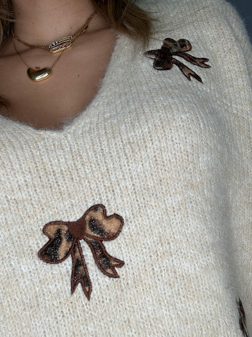 Bow sweater