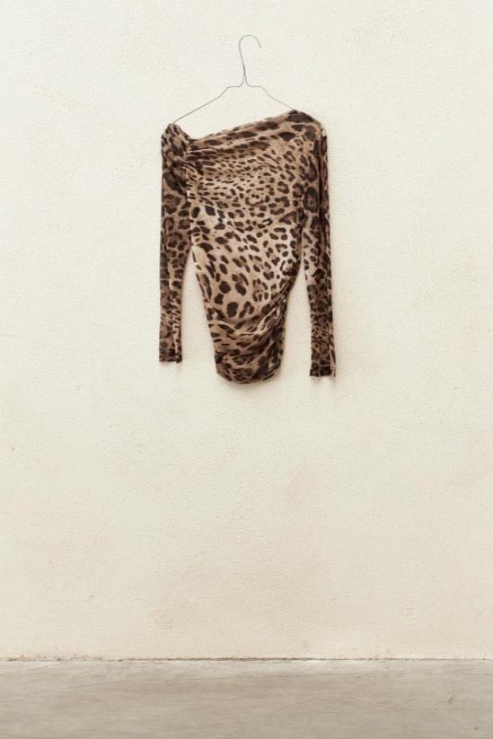 Leopar one shoulder